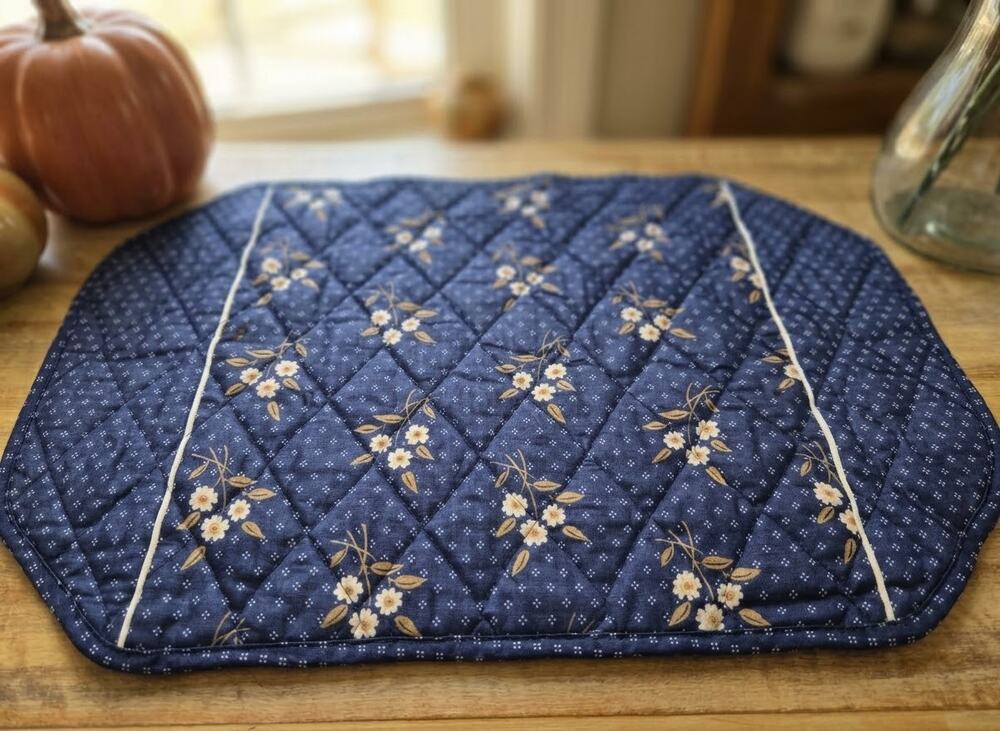 Vintage Quilted Navy Floral Placemats Set of 12 Country Cottagecore Grandmacore